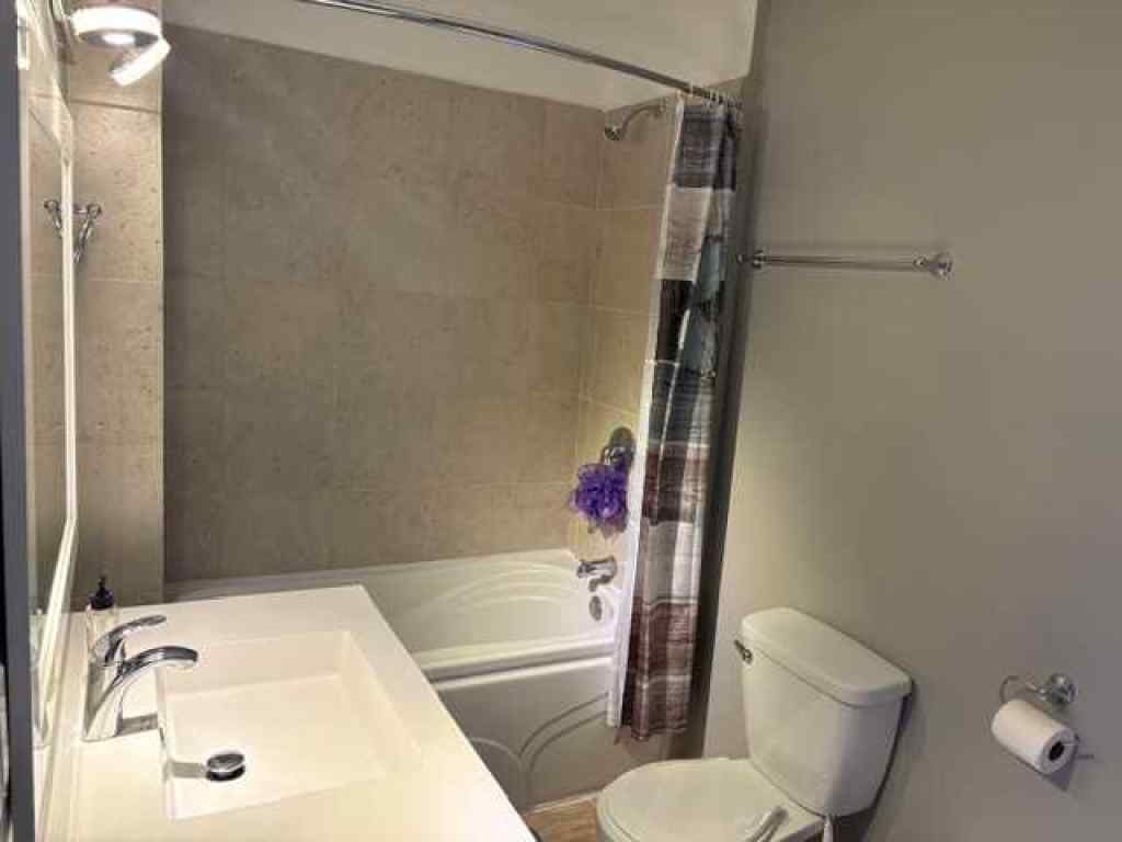 MLS® A2261725 - 5015 45 Street  in Hardisty Hardisty, Residential