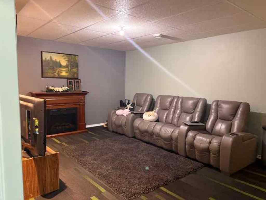 MLS® A2261725 - 5015 45 Street  in Hardisty Hardisty, Residential