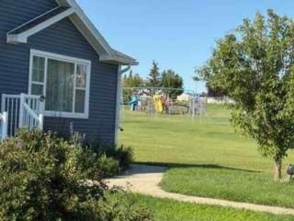 MLS® A2261725 - 5015 45 Street  in Hardisty Hardisty, Residential