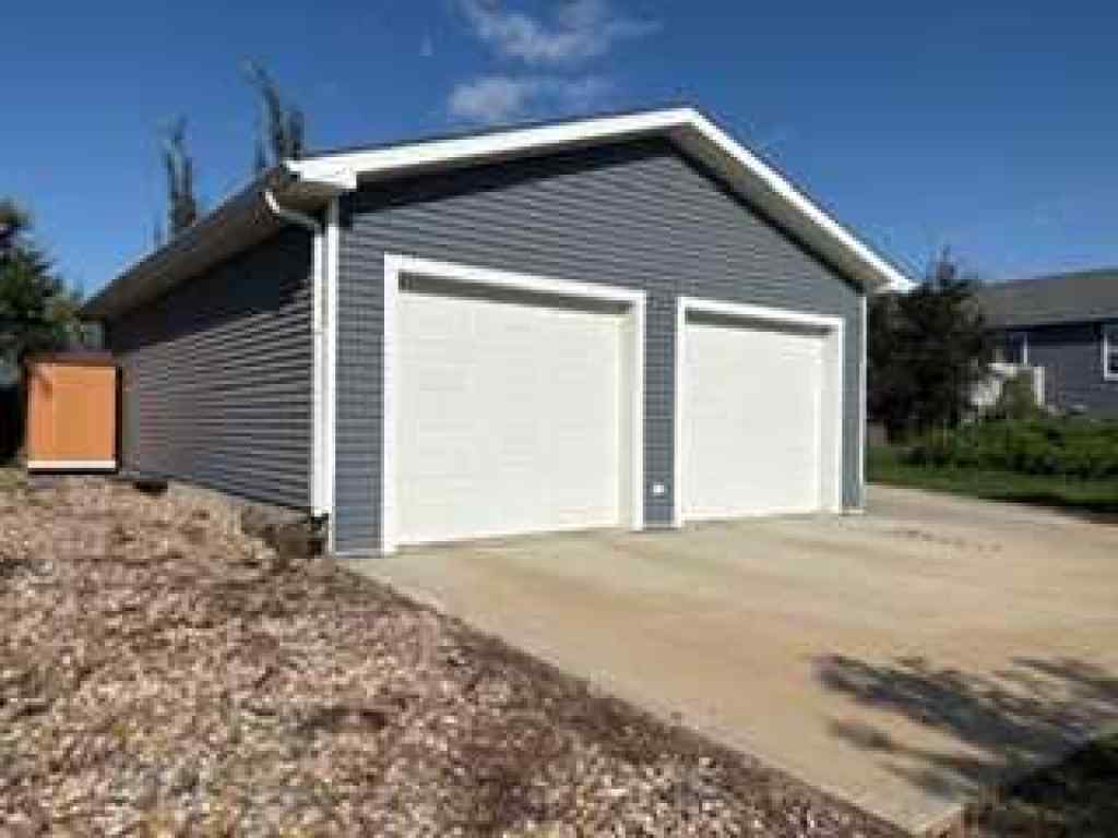 MLS® A2261725 - 5015 45 Street  in Hardisty Hardisty, Residential