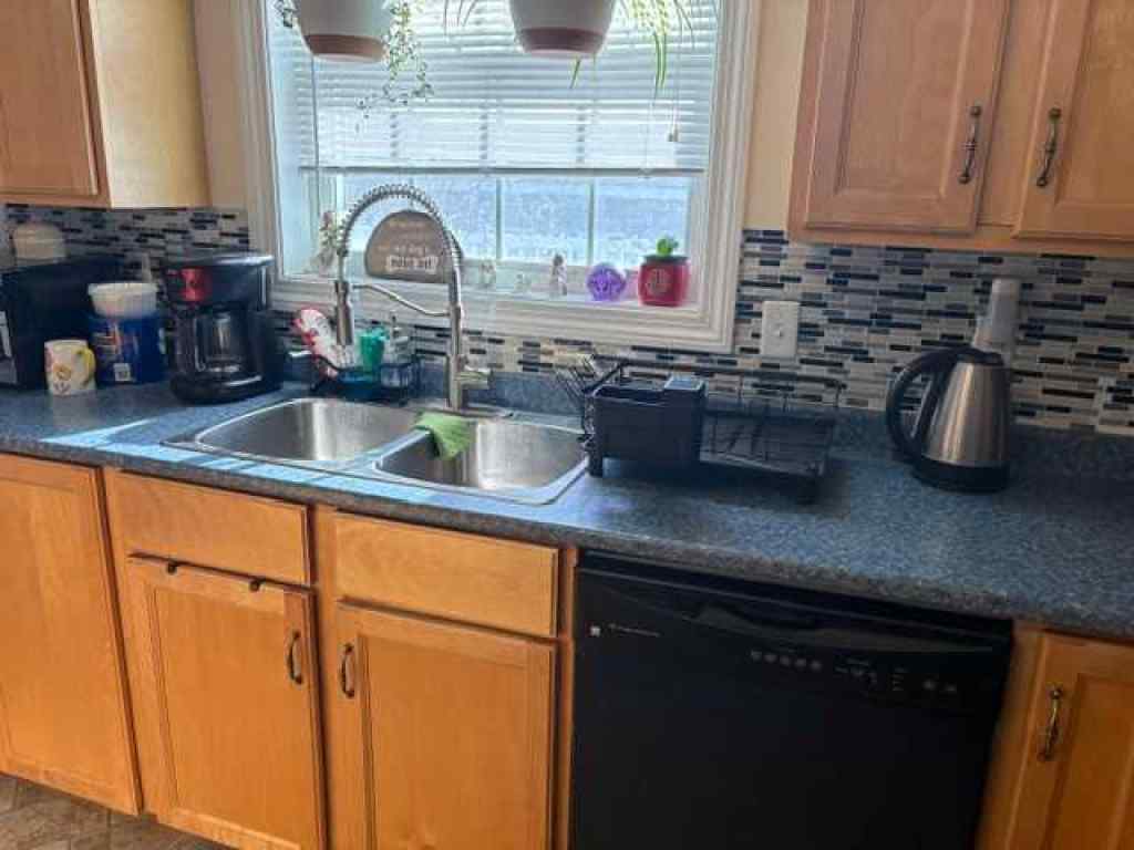 MLS® A2261725 - 5015 45 Street  in Hardisty Hardisty, Residential