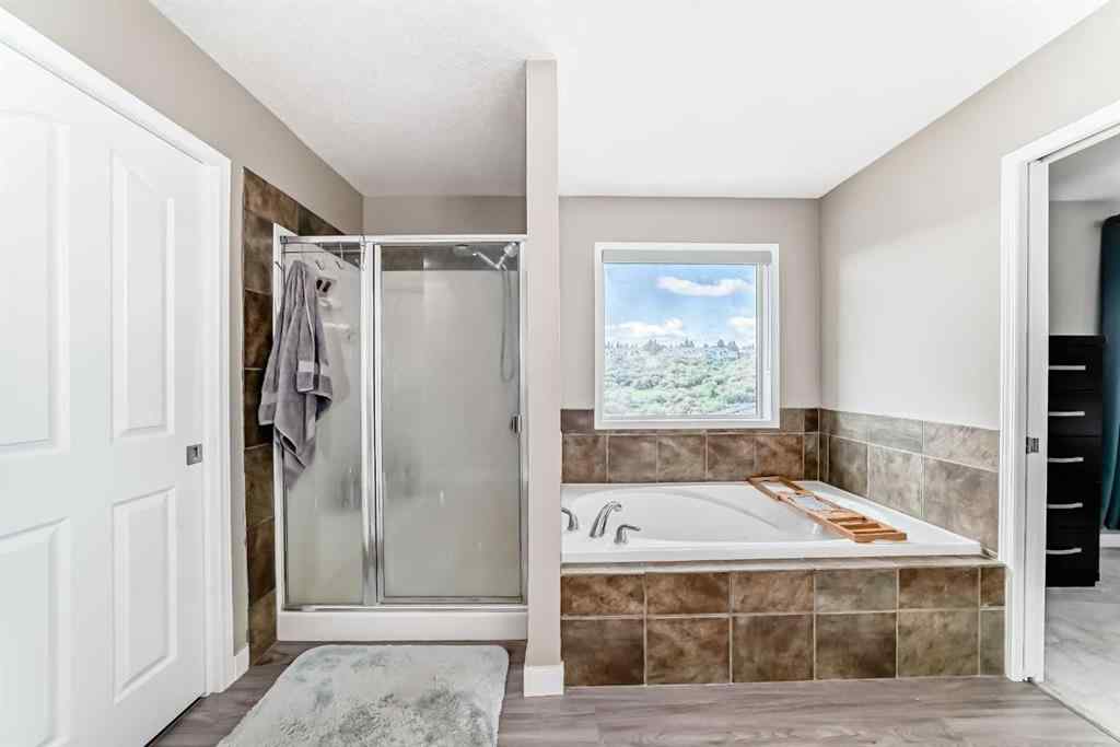 MLS® A2261734 - 55 Edgeridge Circle NW in Edgemont Calgary, Residential
