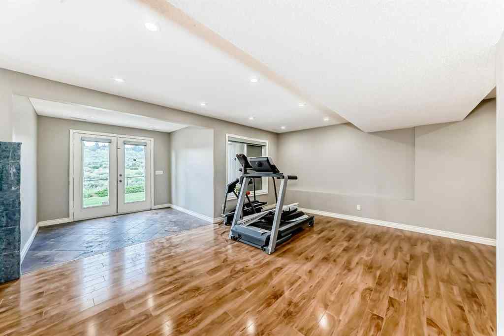 MLS® A2261734 - 55 Edgeridge Circle NW in Edgemont Calgary, Residential