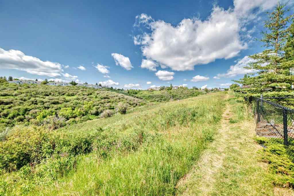 MLS® A2261734 - 55 Edgeridge Circle NW in Edgemont Calgary, Residential