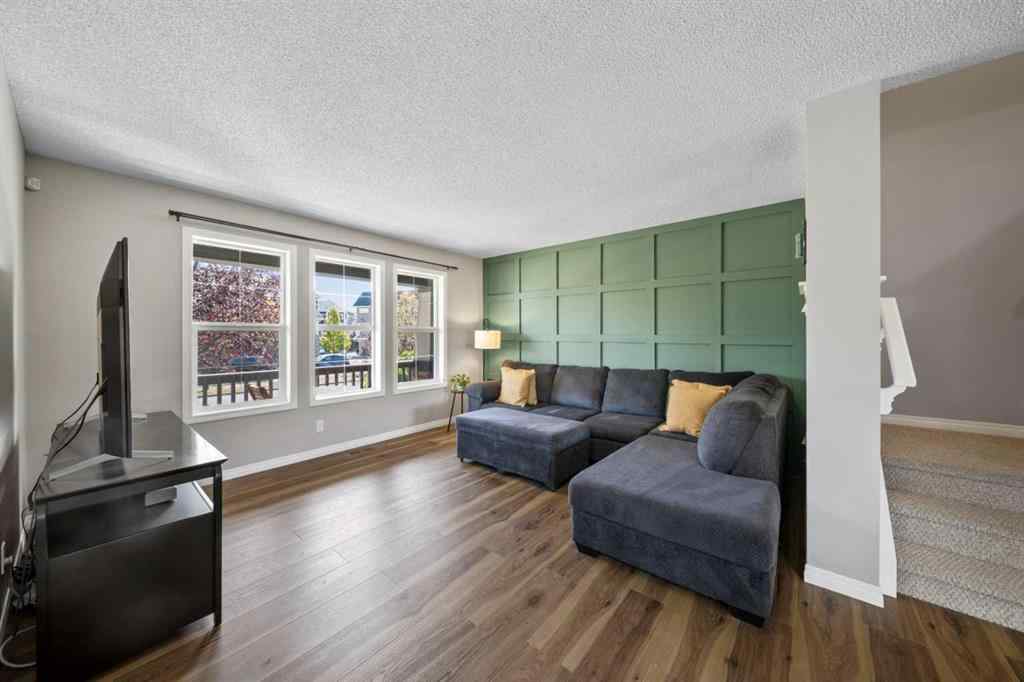 MLS® A2261738 - 1218 Kings Heights Way SE in Kings Heights Airdrie, Residential