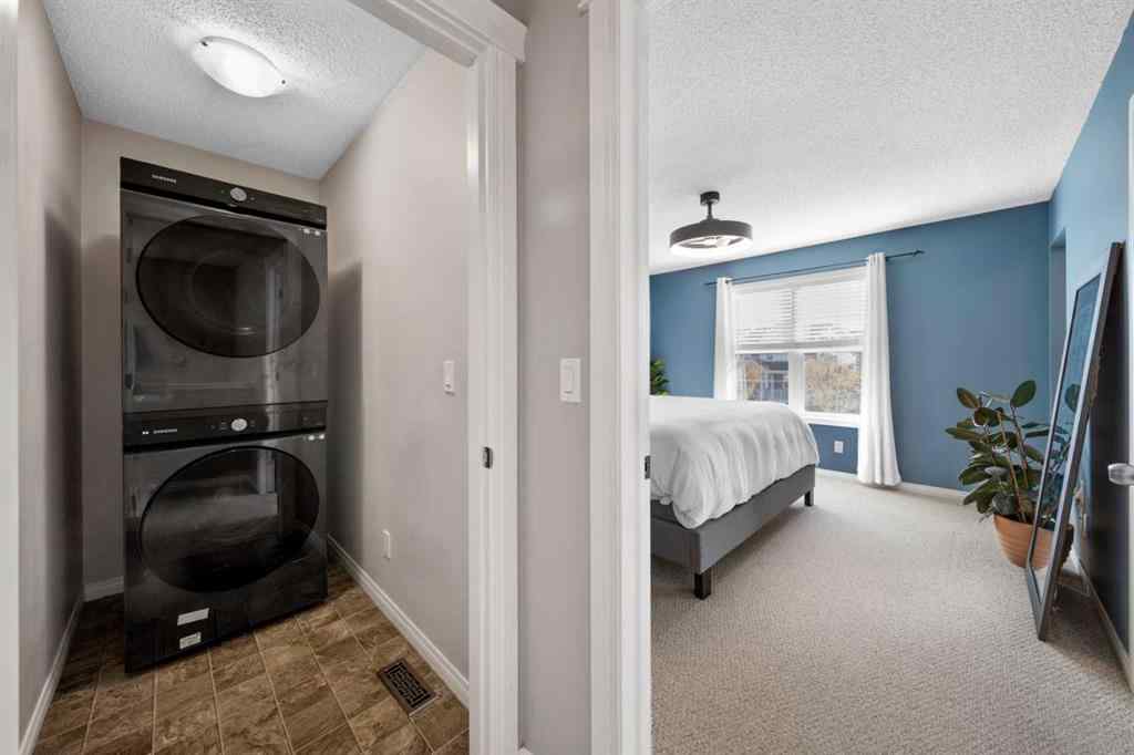 MLS® A2261738 - 1218 Kings Heights Way SE in Kings Heights Airdrie, Residential