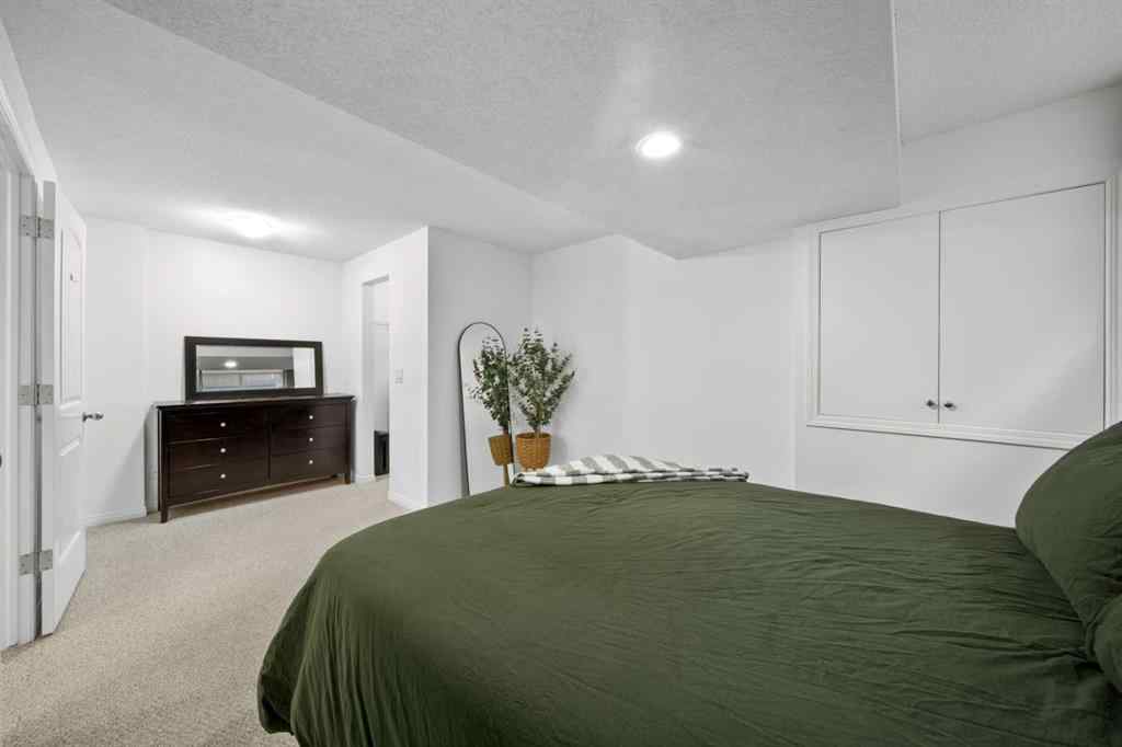 MLS® A2261738 - 1218 Kings Heights Way SE in Kings Heights Airdrie, Residential