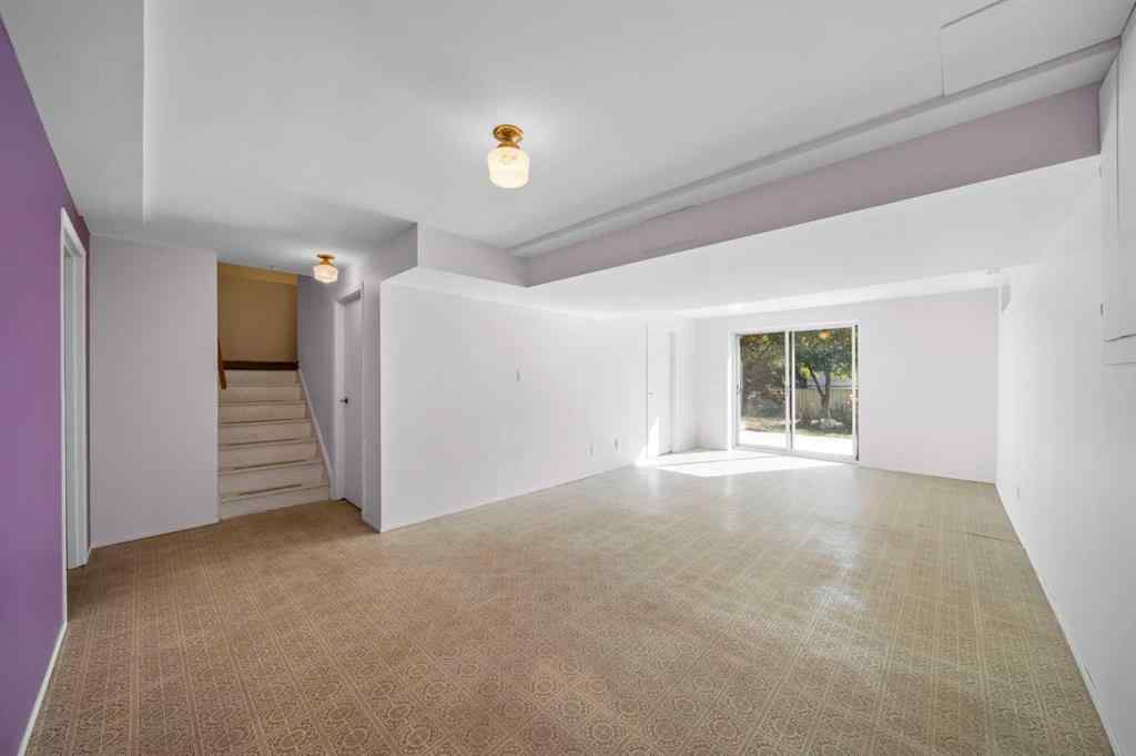 MLS® A2261749 - 36 Strathlorne Crescent SW in Strathcona Park Calgary, Residential