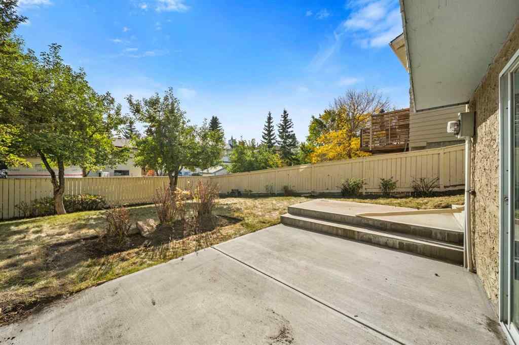 MLS® A2261749 - 36 Strathlorne Crescent SW in Strathcona Park Calgary, Residential