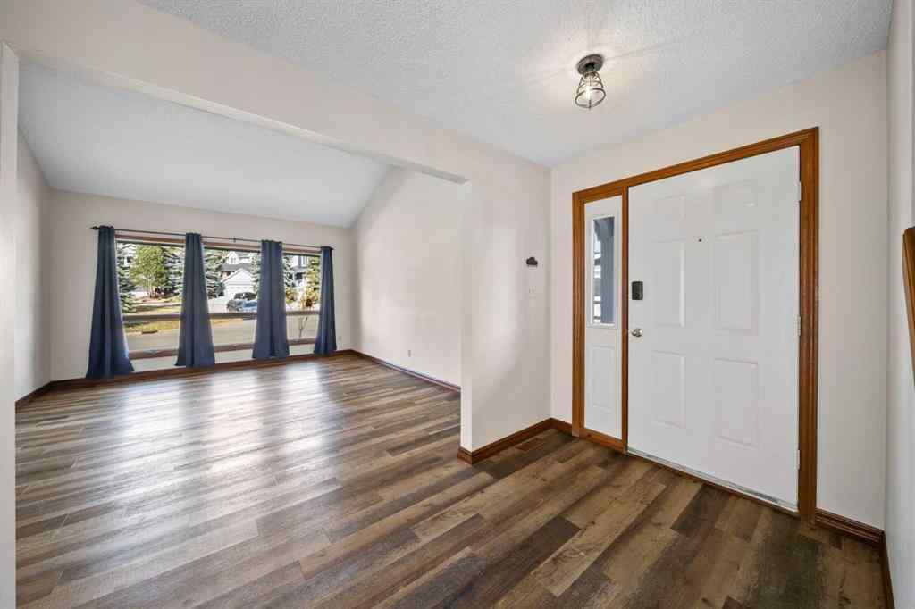 MLS® A2261749 - 36 Strathlorne Crescent SW in Strathcona Park Calgary, Residential