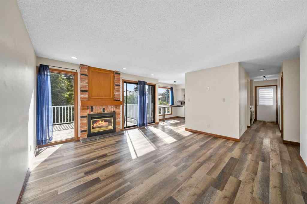 MLS® A2261749 - 36 Strathlorne Crescent SW in Strathcona Park Calgary, Residential