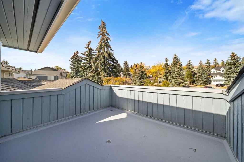 MLS® A2261749 - 36 Strathlorne Crescent SW in Strathcona Park Calgary, Residential