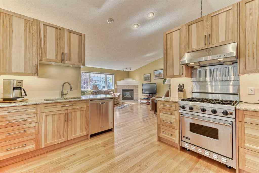 MLS® A2261763 - 7 Scotia Landing NW in Scenic Acres Calgary, Residential