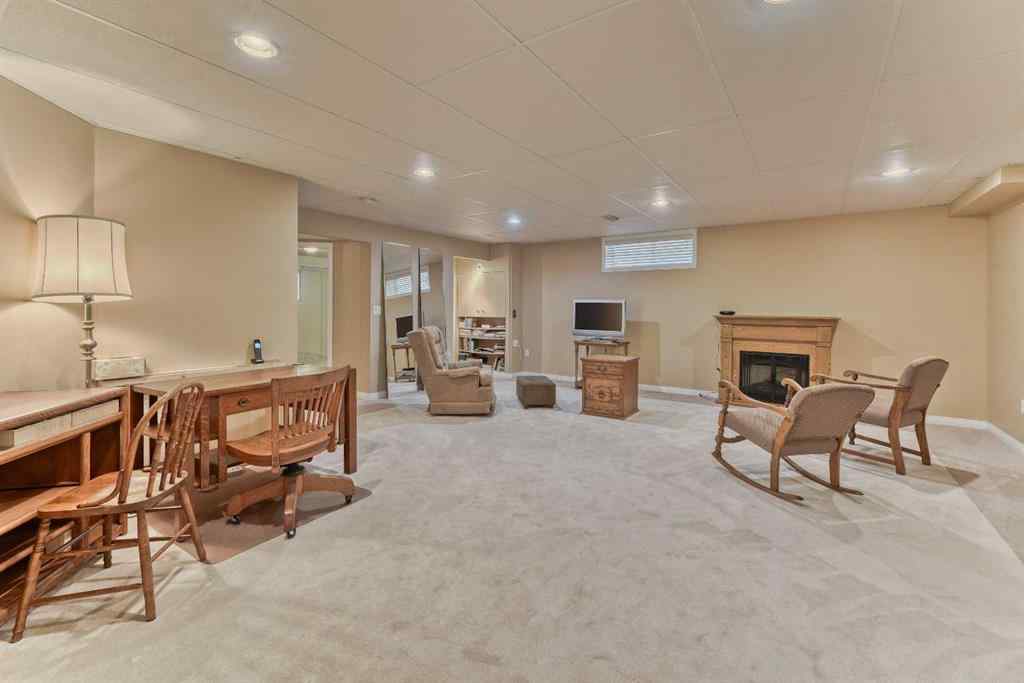 MLS® A2261763 - 7 Scotia Landing NW in Scenic Acres Calgary, Residential