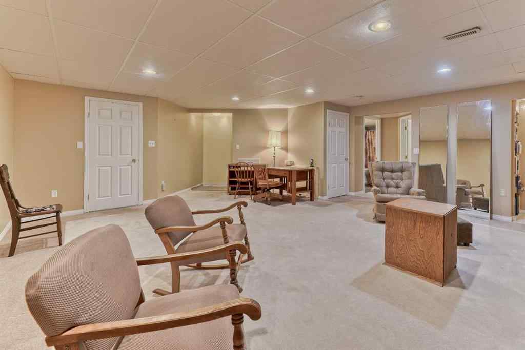 MLS® A2261763 - 7 Scotia Landing NW in Scenic Acres Calgary, Residential