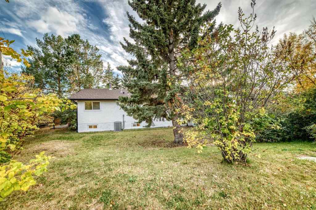 MLS® A2261767 - 26 Dalgetty Place NW in Dalhousie Calgary, Residential