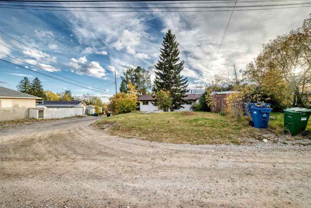 MLS® A2261767 - 26 Dalgetty Place NW in Dalhousie Calgary, Residential