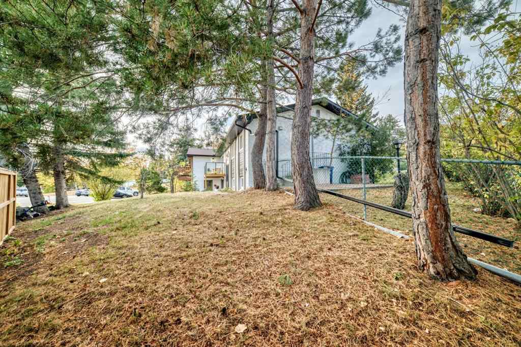 MLS® A2261767 - 26 Dalgetty Place NW in Dalhousie Calgary, Residential