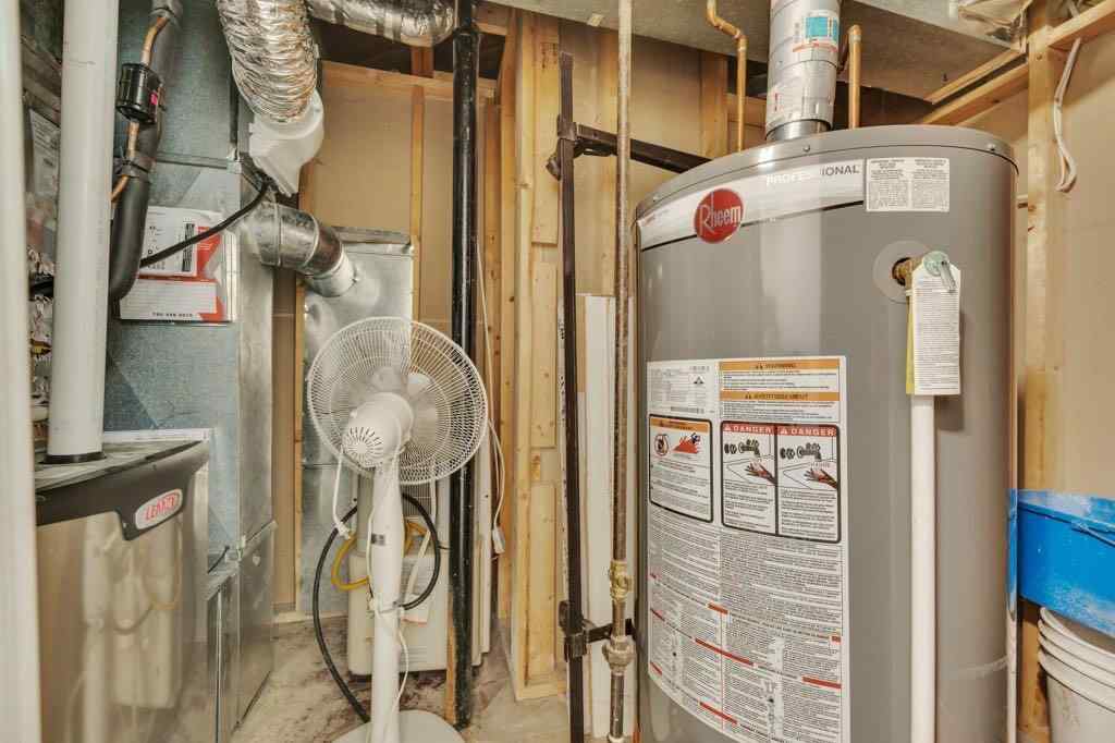 MLS® A2261769 - 7715 73 Avenue NW in Avonmore Edmonton, Residential