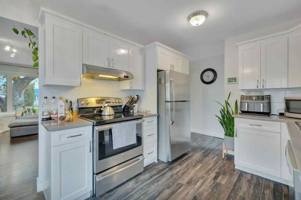 MLS® A2261769 - 7715 73 Avenue NW in Avonmore Edmonton, Residential