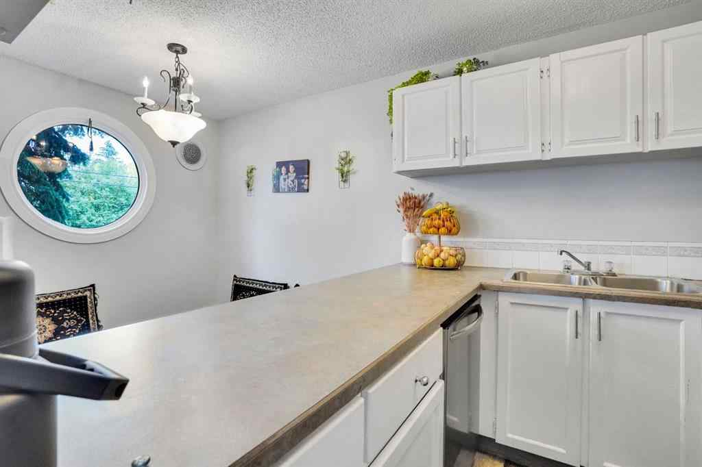 MLS® A2261771 - Unit #109 110 20 Avenue NE in Tuxedo Park Calgary, Residential