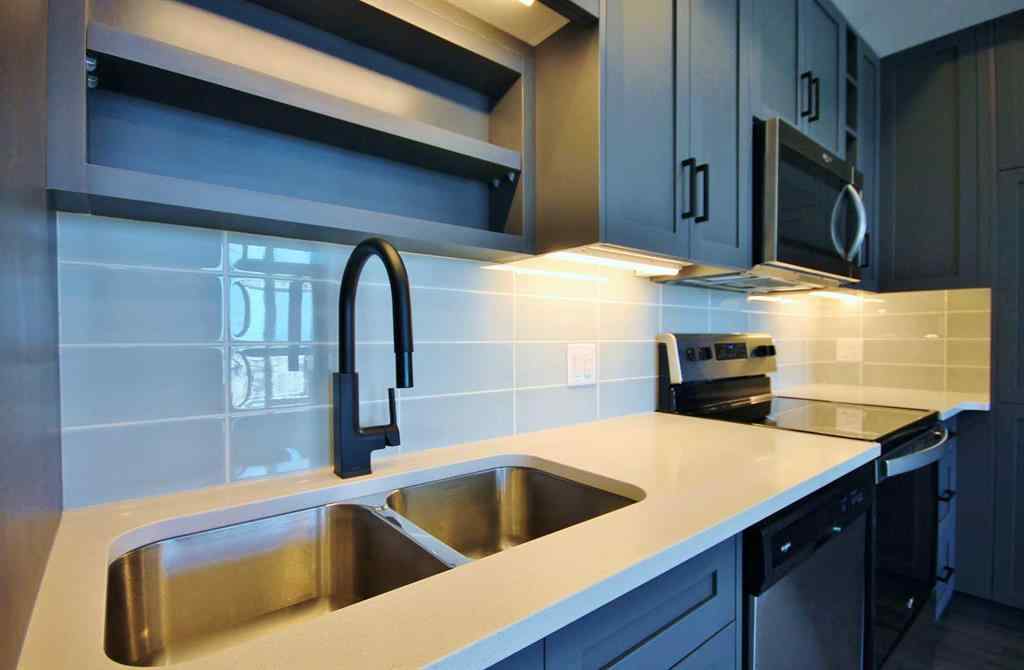 MLS® A2261772 - Unit #406 4138 University Avenue NW in University District Calgary, Residential