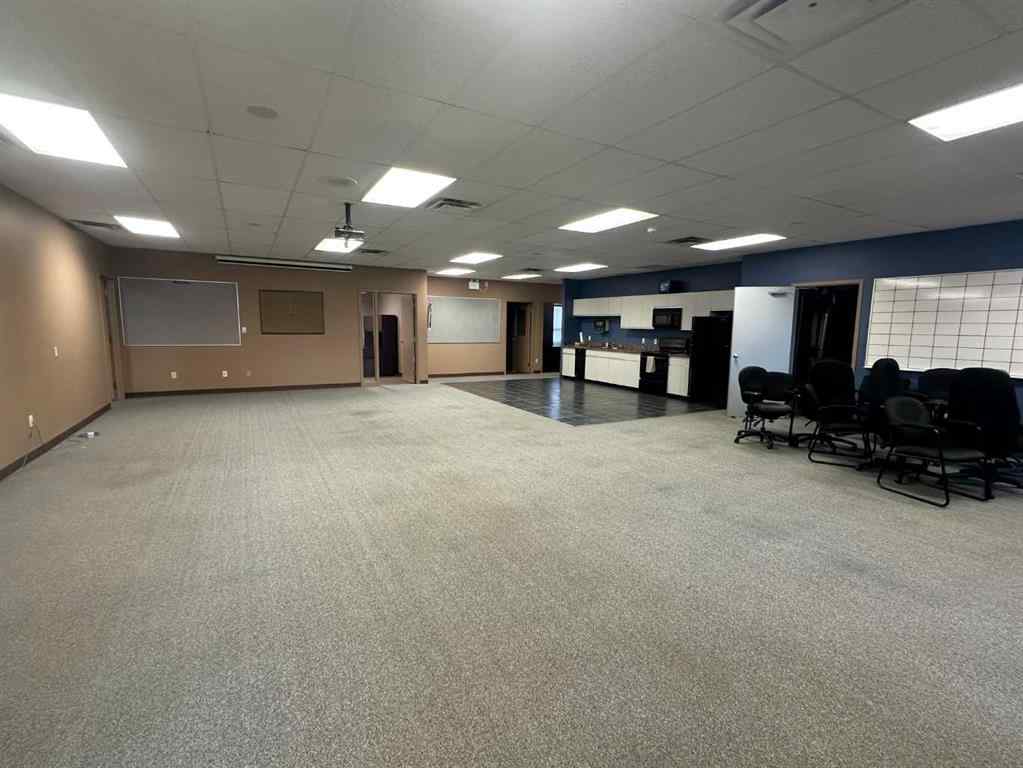 MLS® A2261774 - 8111 110 Street  in Richmond Industrial Park Grande Prairie, Commercial