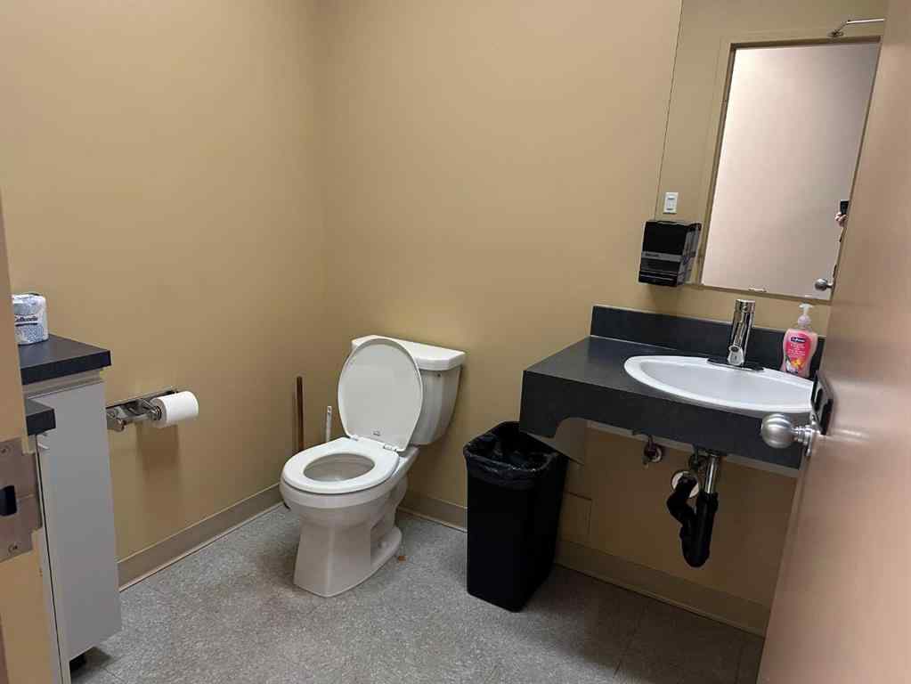 MLS® A2261774 - 8111 110 Street  in Richmond Industrial Park Grande Prairie, Commercial