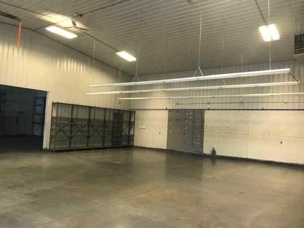 MLS® A2261774 - 8111 110 Street  in Richmond Industrial Park Grande Prairie, Commercial