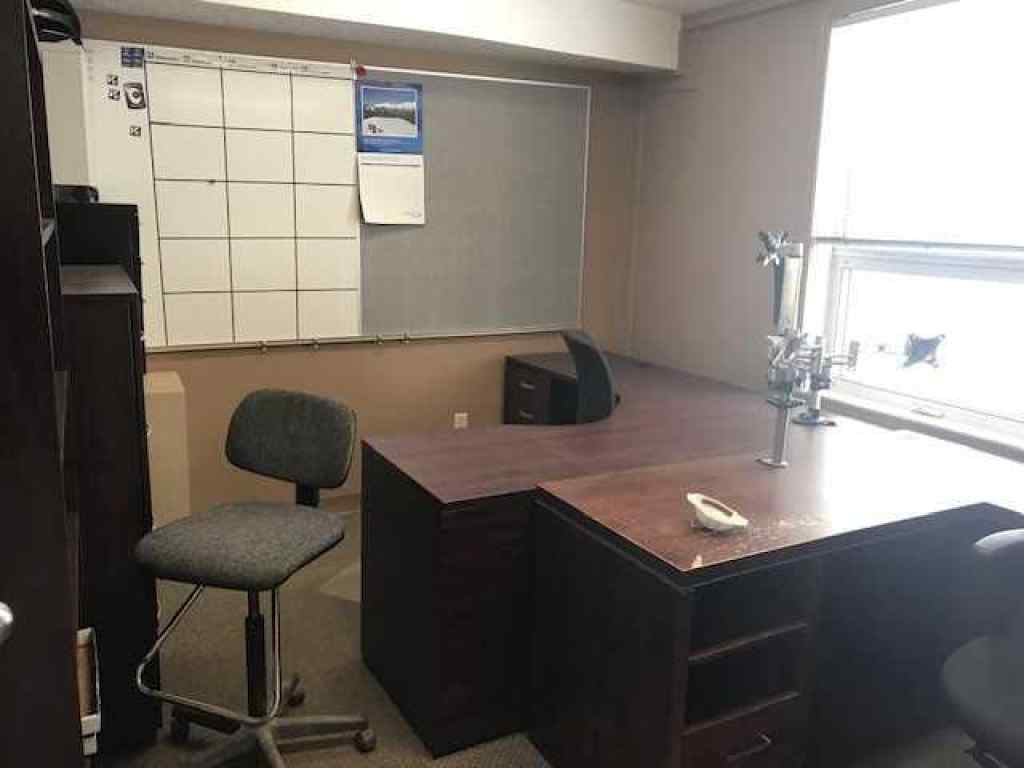 MLS® A2261774 - 8111 110 Street  in Richmond Industrial Park Grande Prairie, Commercial