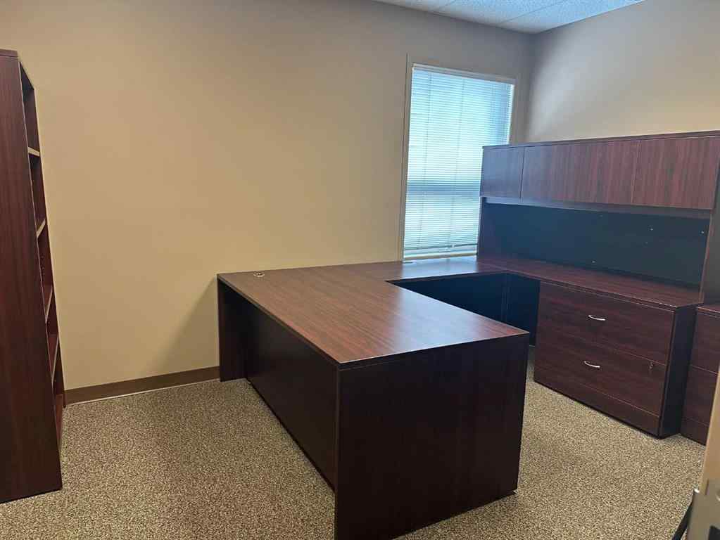 MLS® A2261774 - 8111 110 Street  in Richmond Industrial Park Grande Prairie, Commercial