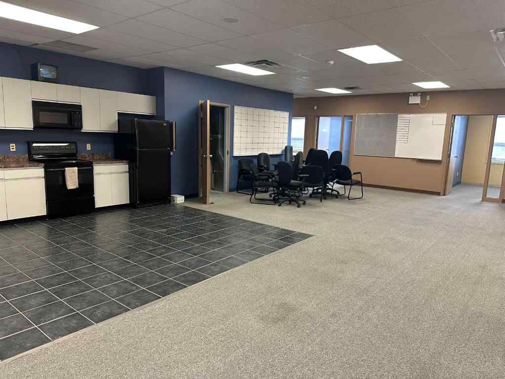 MLS® A2261774 - 8111 110 Street  in Richmond Industrial Park Grande Prairie, Commercial