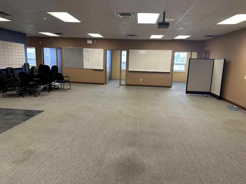 MLS® A2261774 - 8111 110 Street  in Richmond Industrial Park Grande Prairie, Commercial