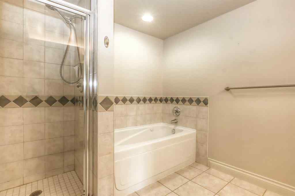 MLS® A2261784 - Unit #804 4603 Varsity Drive NW in Varsity Calgary, Residential