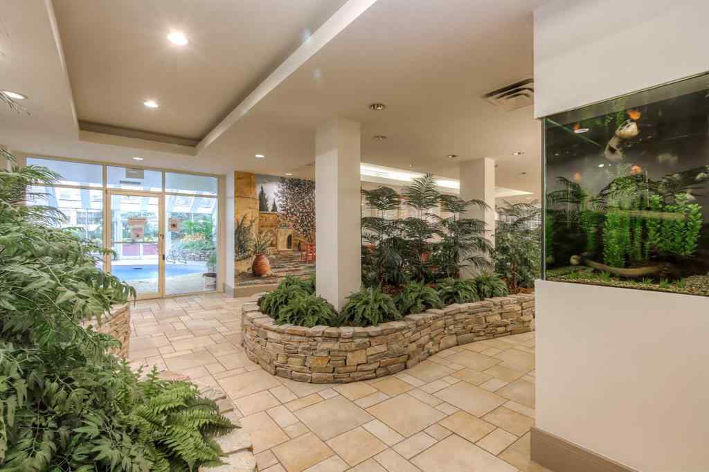 MLS® A2261784 - Unit #804 4603 Varsity Drive NW in Varsity Calgary, Residential