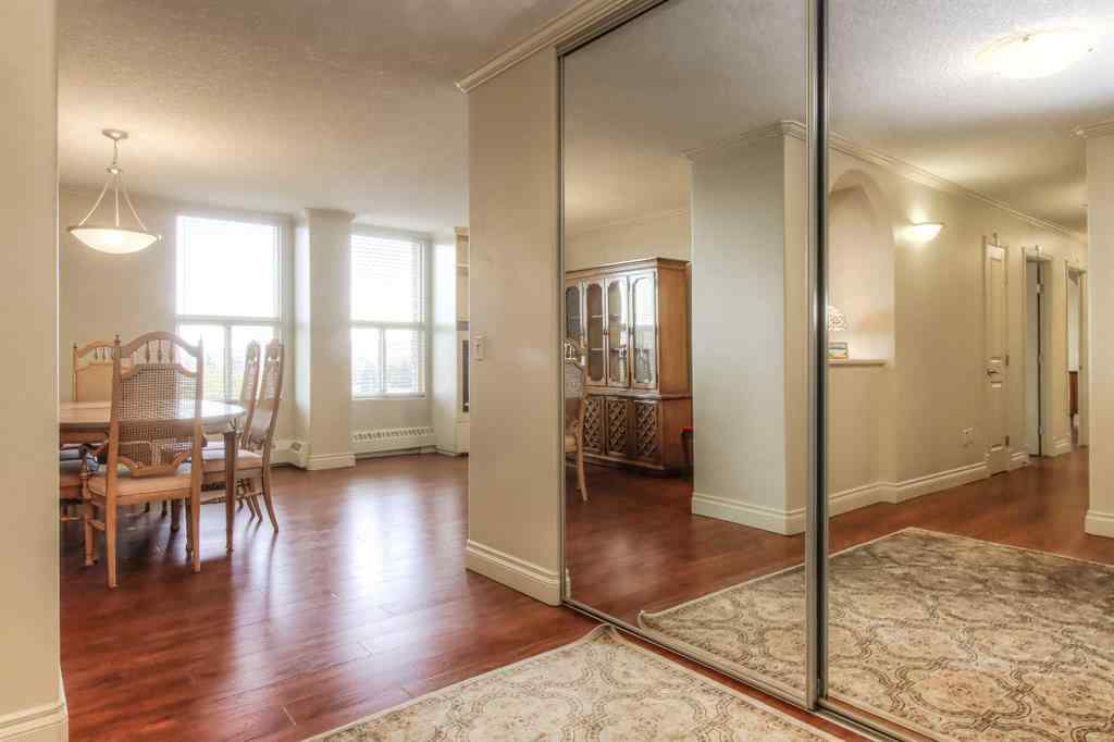 MLS® A2261784 - Unit #804 4603 Varsity Drive NW in Varsity Calgary, Residential