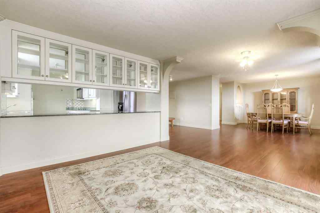 MLS® A2261784 - Unit #804 4603 Varsity Drive NW in Varsity Calgary, Residential