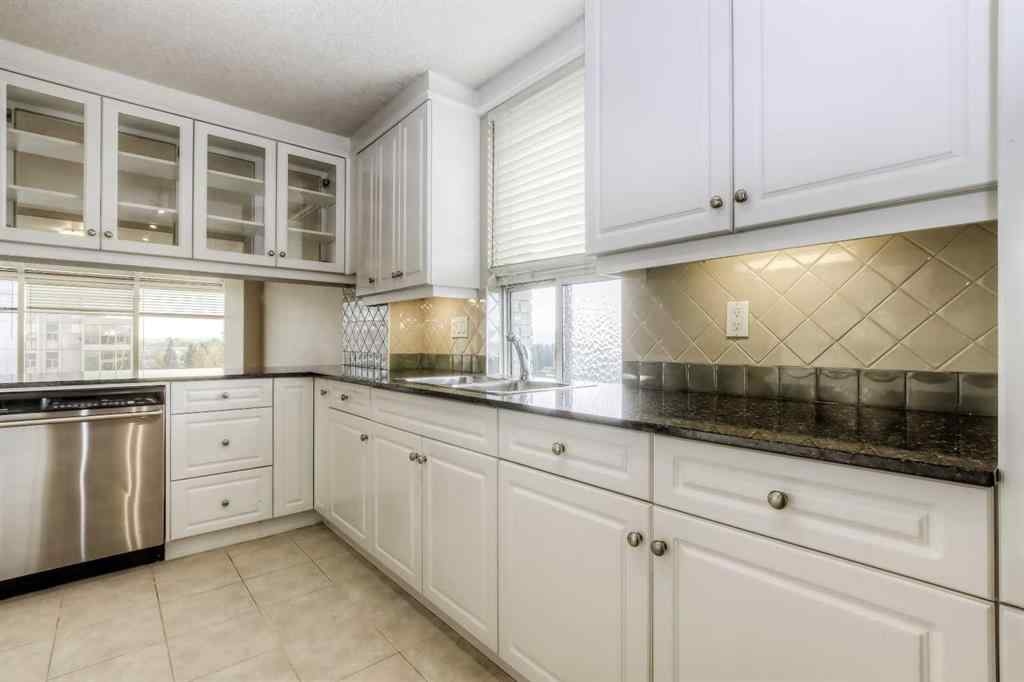 MLS® A2261784 - Unit #804 4603 Varsity Drive NW in Varsity Calgary, Residential