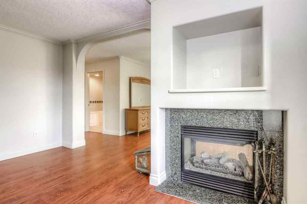 MLS® A2261784 - Unit #804 4603 Varsity Drive NW in Varsity Calgary, Residential