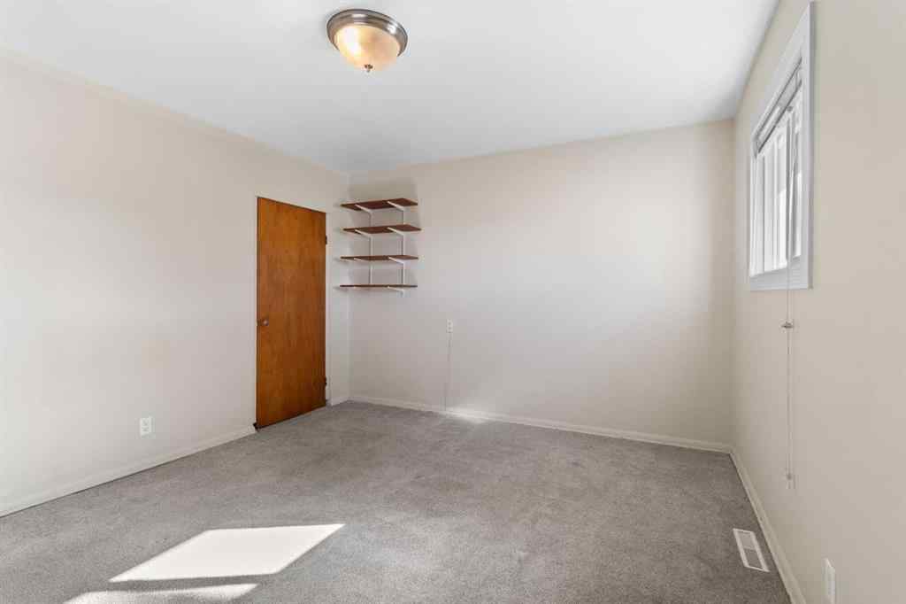 MLS® A2261785 - 5120 47 Street  in Central Innisfail Innisfail, Residential