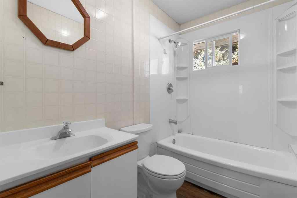 MLS® A2261785 - 5120 47 Street  in Central Innisfail Innisfail, Residential