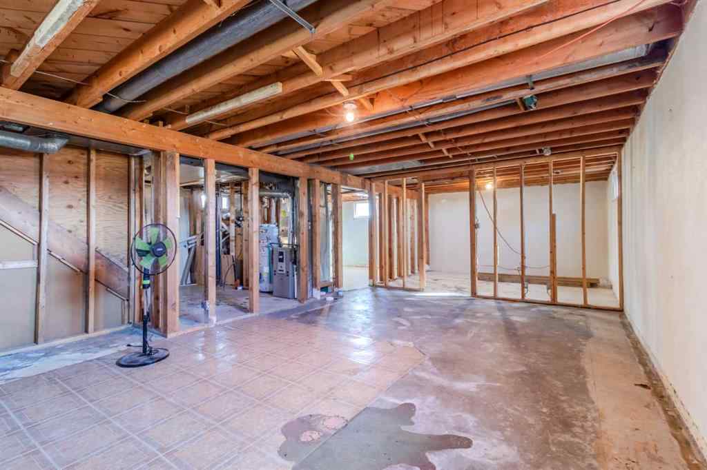 MLS® A2261785 - 5120 47 Street  in Central Innisfail Innisfail, Residential