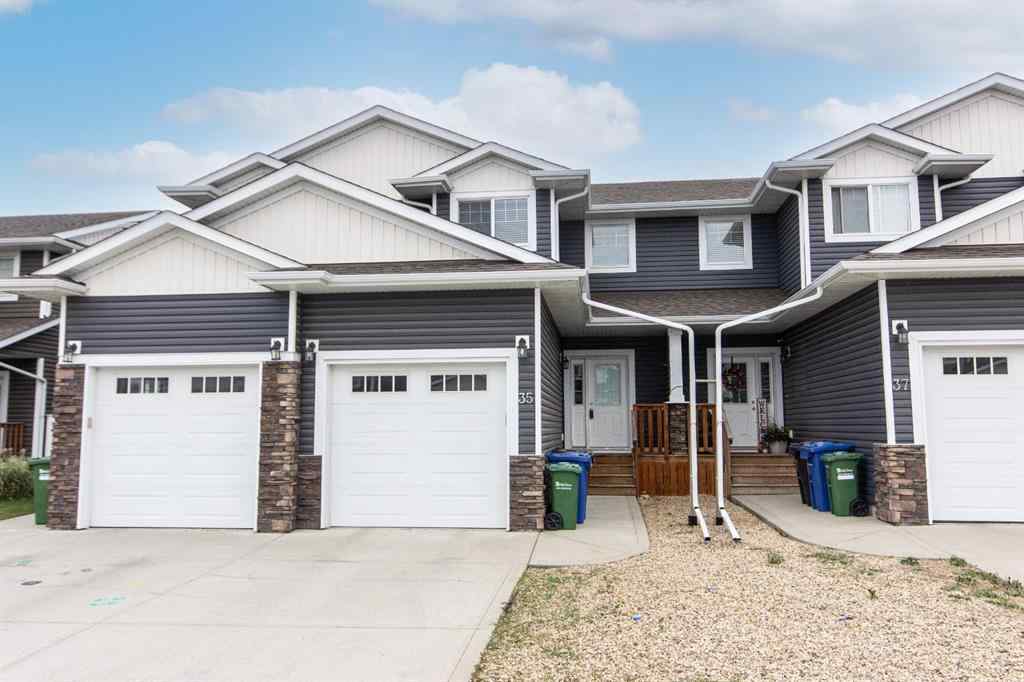 MLS® A2261789 - 35 Sullivan Close  in Sunnybrook South Red Deer, Residential