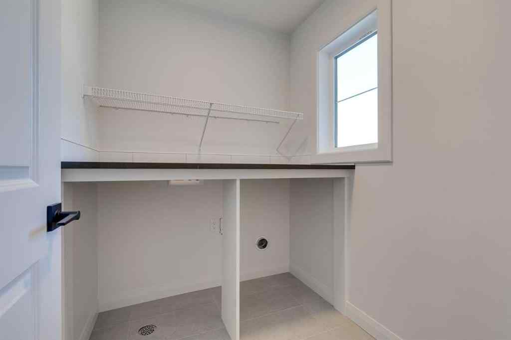 MLS® A2261790 - 268 Dawson Wharf Crescent  in Dawson\'s Landing Chestermere, Residential