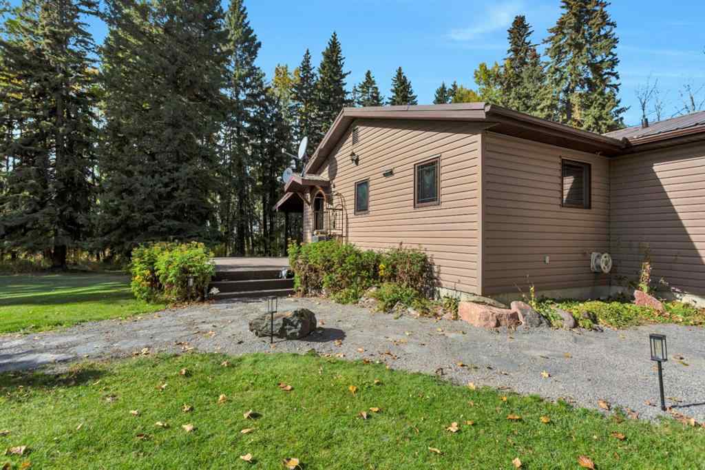 MLS® A2261792 - 390055 Range Road 7-0   in NONE Rural Clearwater County, Residential