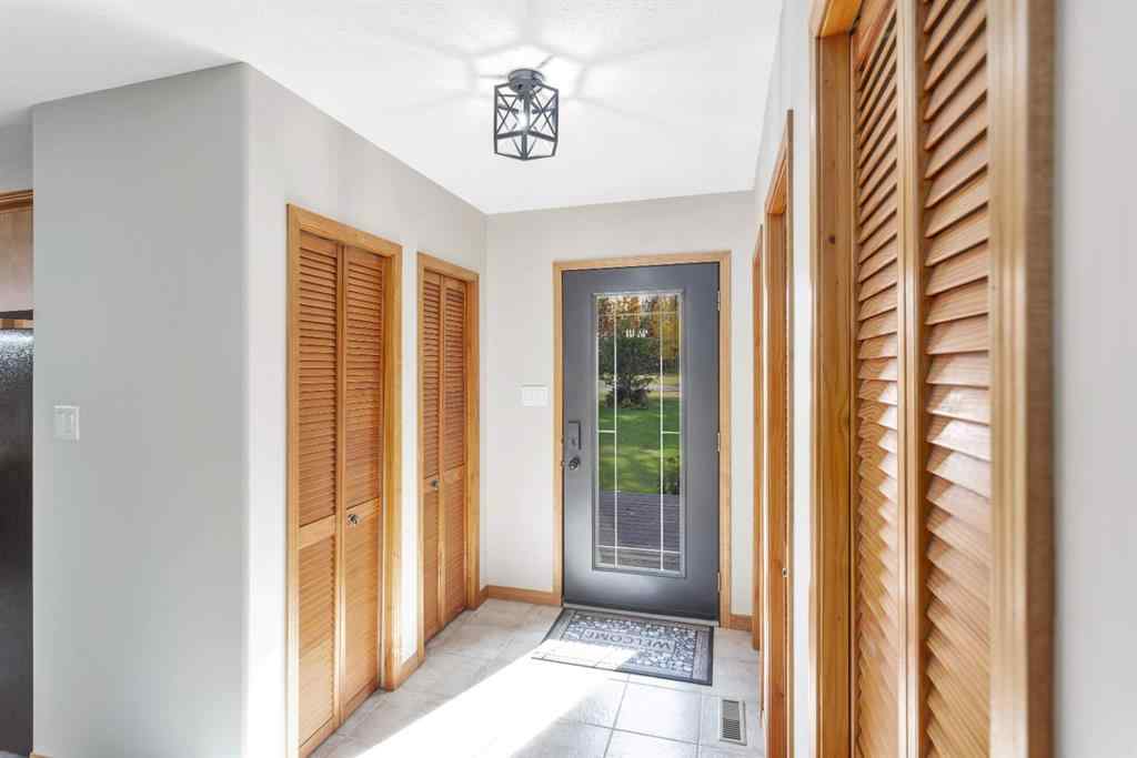 MLS® A2261792 - 390055 Range Road 7-0   in NONE Rural Clearwater County, Residential