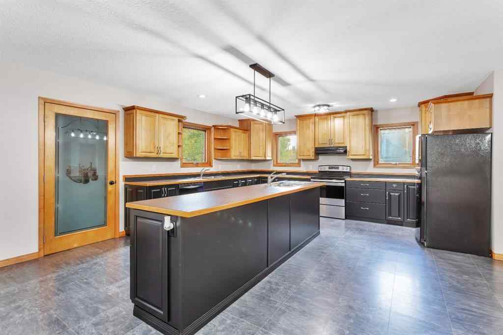 MLS® A2261792 - 390055 Range Road 7-0   in NONE Rural Clearwater County, Residential