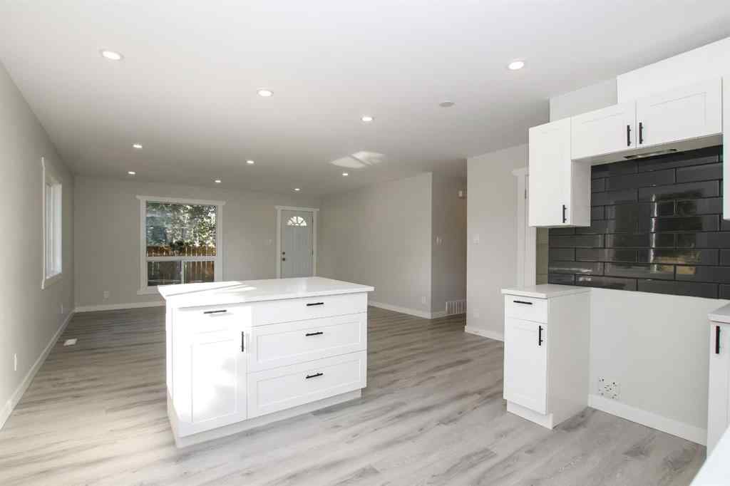 MLS® A2261795 - 6318 Horn Street  in Highland Green Red Deer, Residential