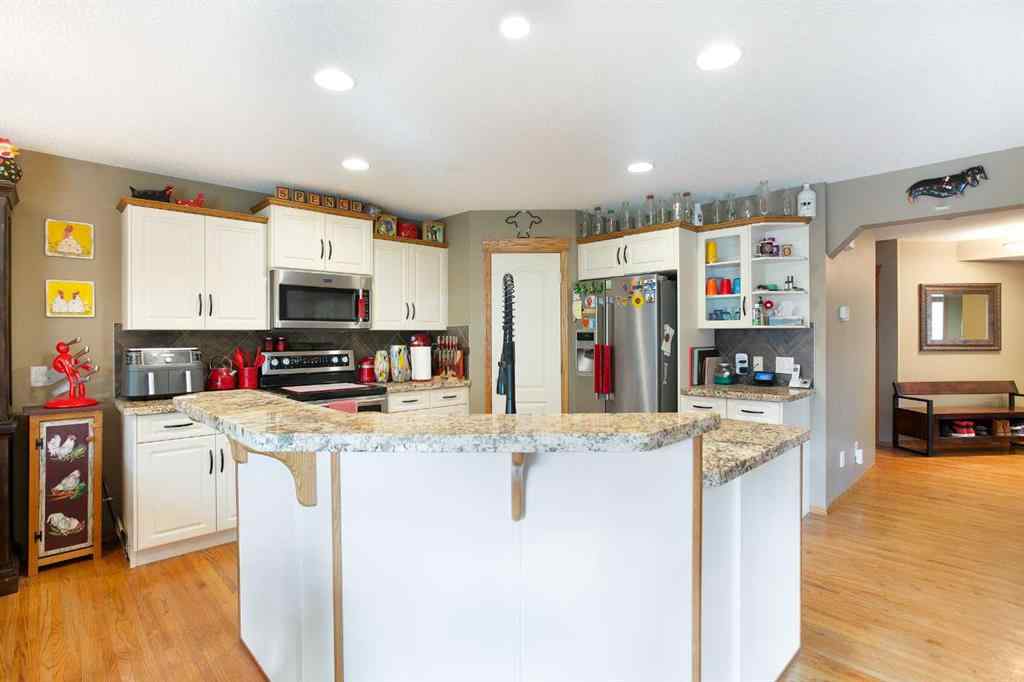 MLS® A2261796 - 196 Brightondale Close SE in New Brighton Calgary, Residential