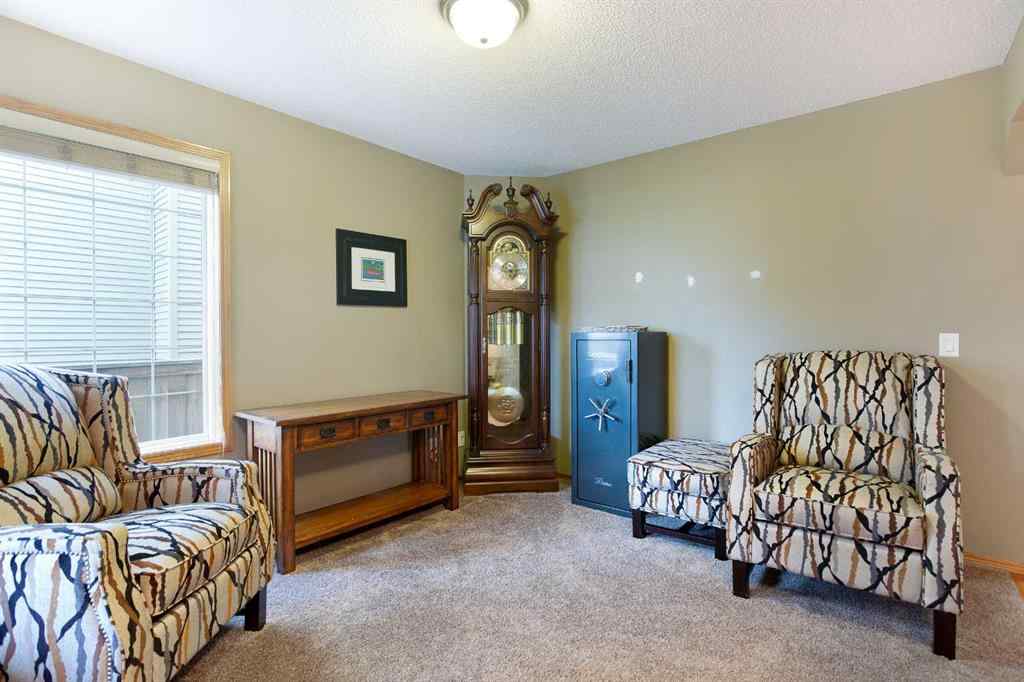 MLS® A2261796 - 196 Brightondale Close SE in New Brighton Calgary, Residential